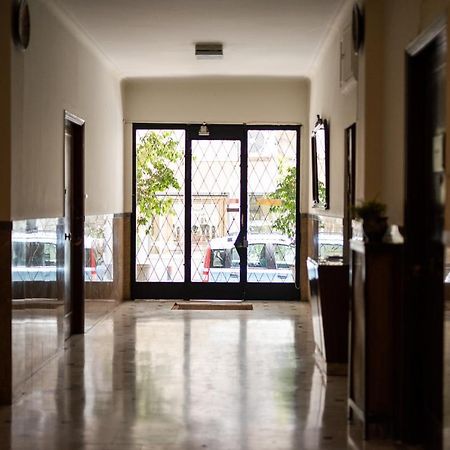 Two Bedroom Apt In Syntagma - Ermou Area Athens Ngoại thất bức ảnh