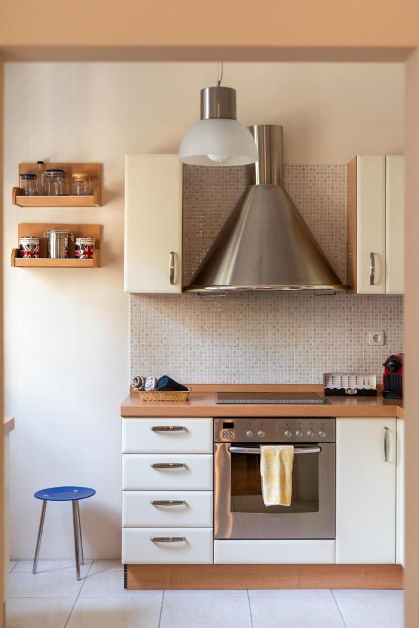 Two Bedroom Apt In Syntagma - Ermou Area Athens Ngoại thất bức ảnh