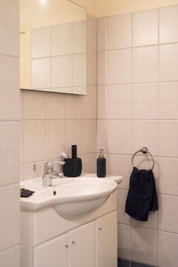 Two Bedroom Apt In Syntagma - Ermou Area Athens Ngoại thất bức ảnh
